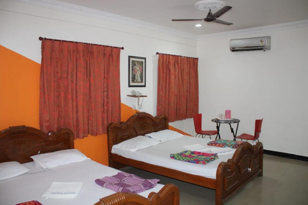 Hotel Sudhiksha Deluxe Rāmeswaram Buitenkant foto